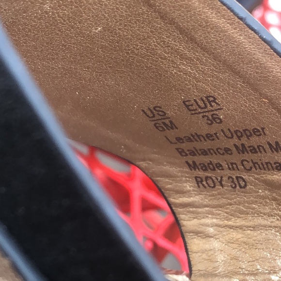 🚨B2G1 SAM EDELMAN Black Leather Thong Toe Platform Sandals - Picture 5 of 10